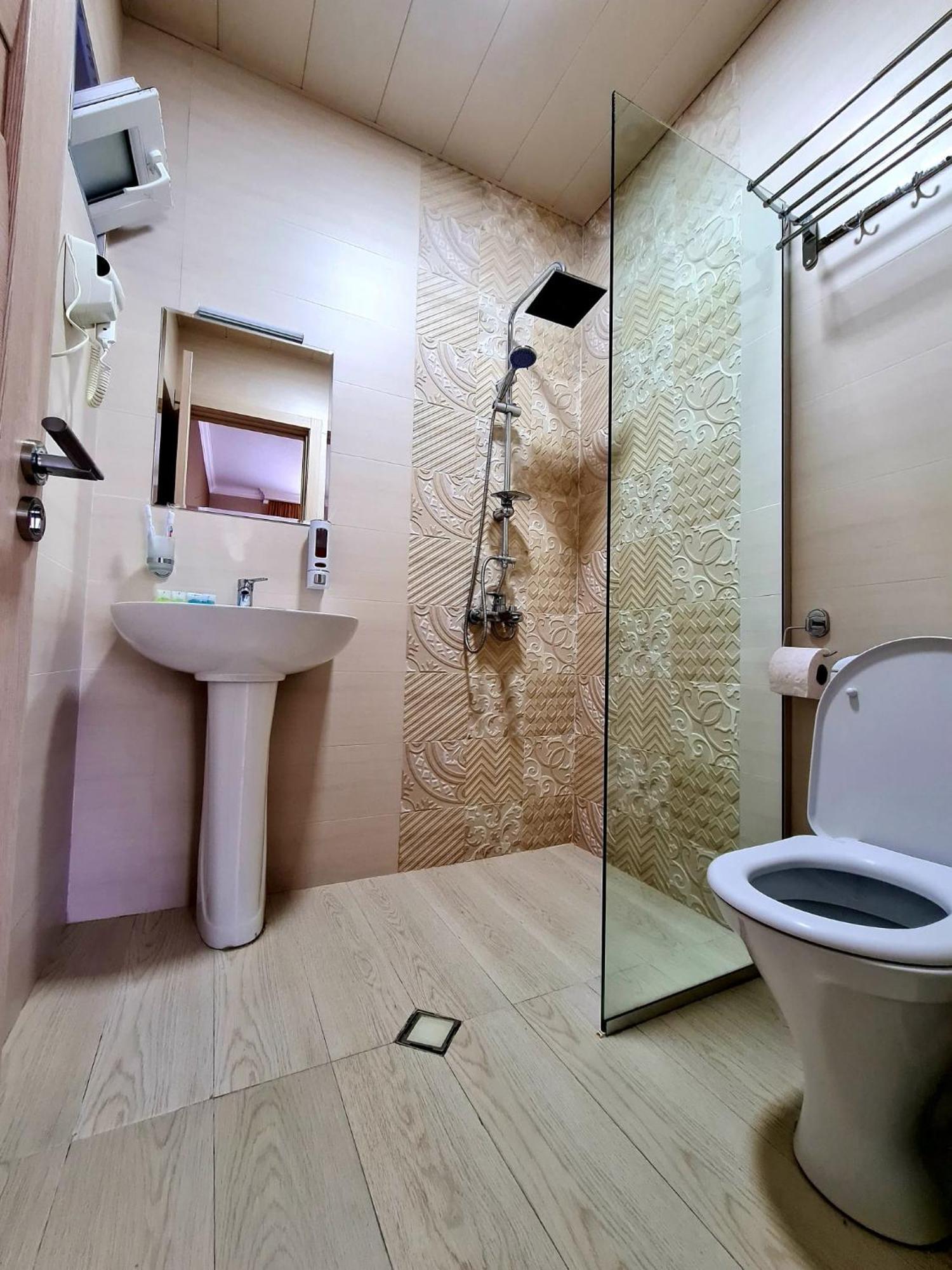 Baqari Inn Kazbegi Oda fotoğraf